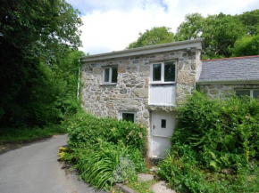 1 bed property in Fowey SYBAR